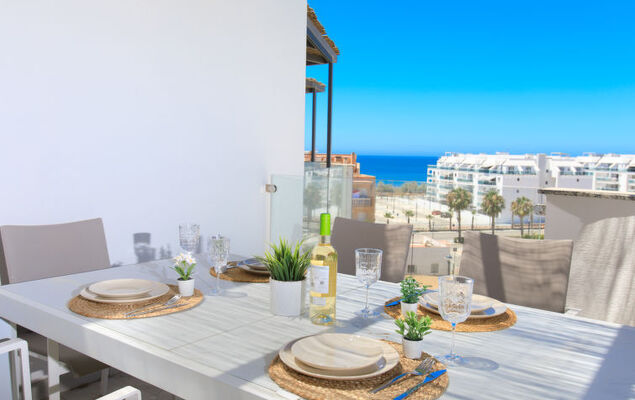 Serenebay SeaView/Roof Terrace - Photo 4